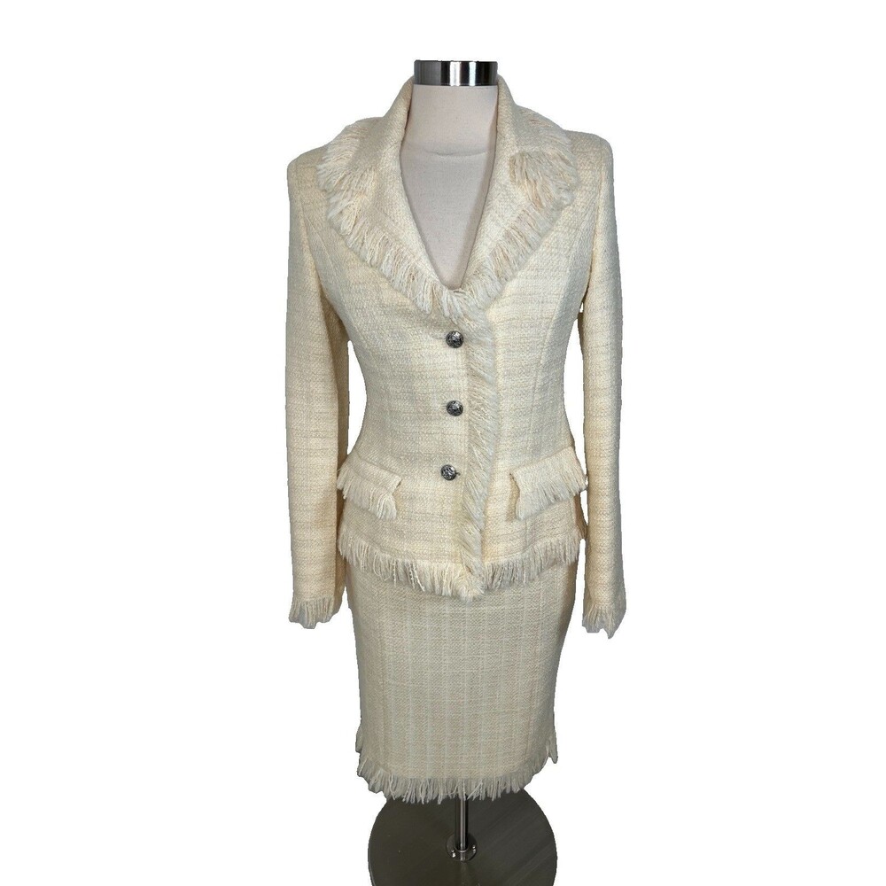 Versace Skirt Suit Ivory Fringe IT 42 US 8 Medusa Buttons Old Money Classic VTG